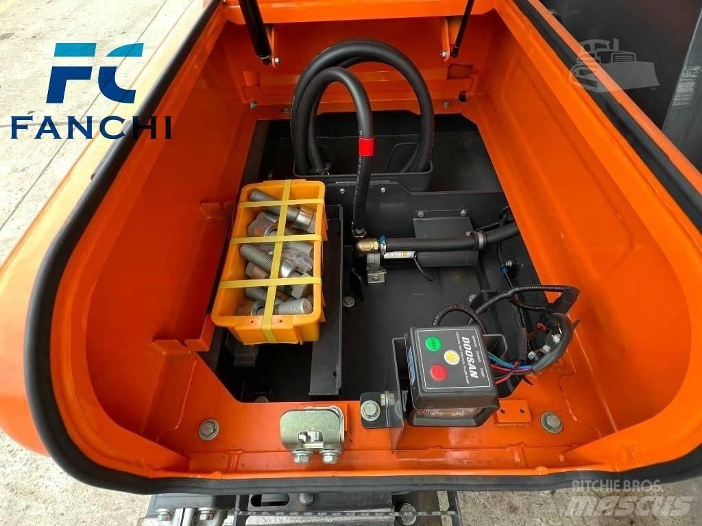 Doosan DX 530 LC-5 Pásová rýpadla