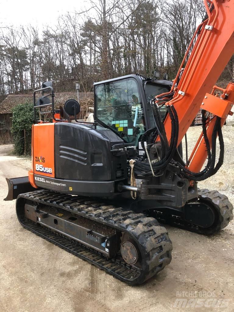Hitachi ZX85USB-6 Midi rýpadla 7t - 12t