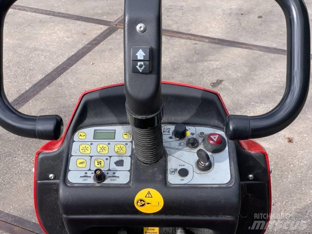  Sweep 1050E Zametací stroje