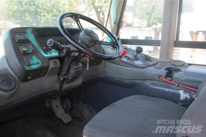 Bell B20D Cisternové vozy