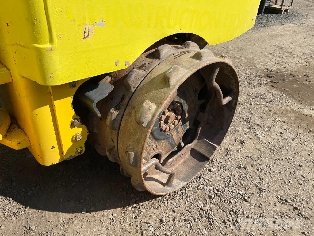 Bomag BMP 8500 Tandemové válce