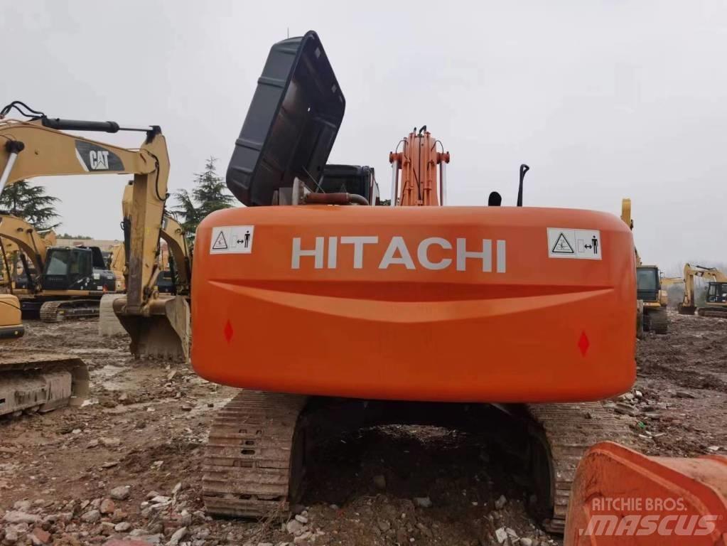 Hitachi ZX 250 Pásová rýpadla