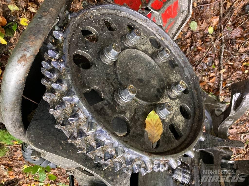 Komatsu 365.1 Těžební hlavy
