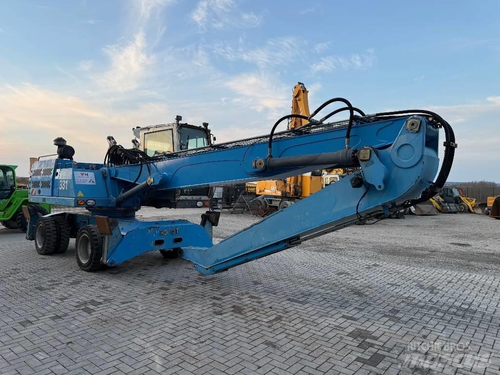 Fuchs MHL 331 Stroje pro manipulaci s odpadem