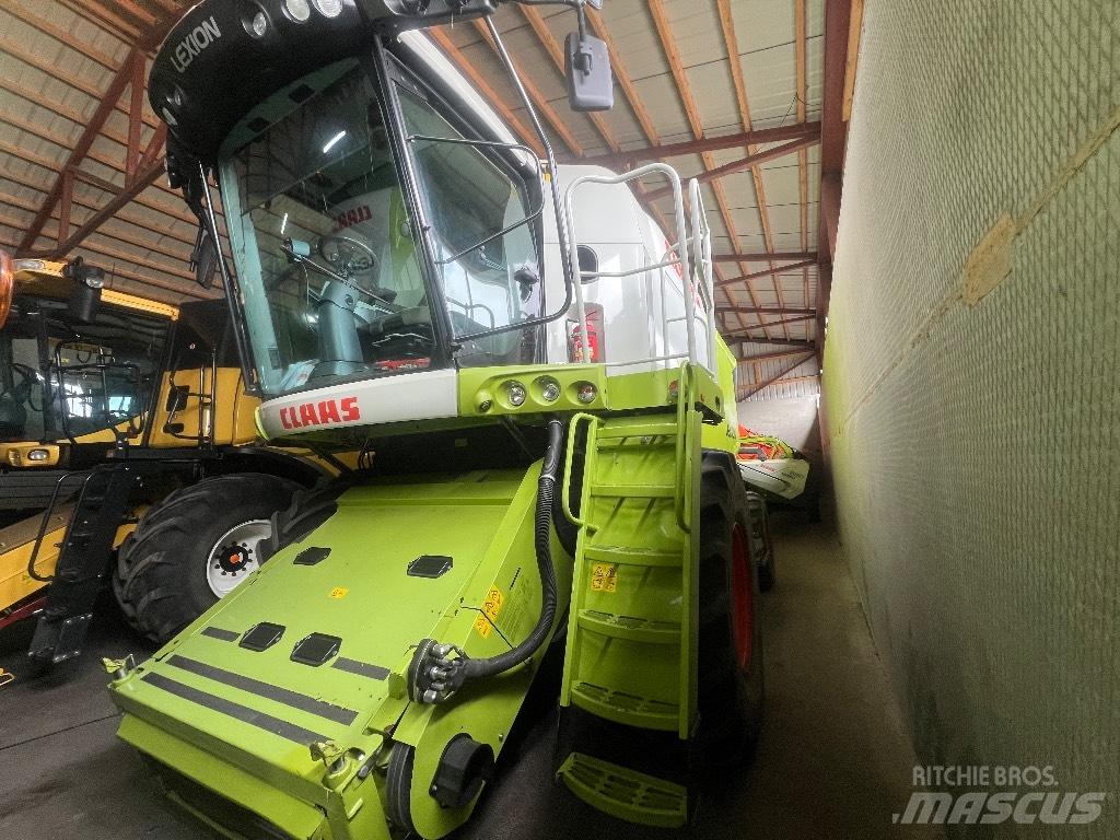 CLAAS Lexion 660 Sklízecí mlátičky