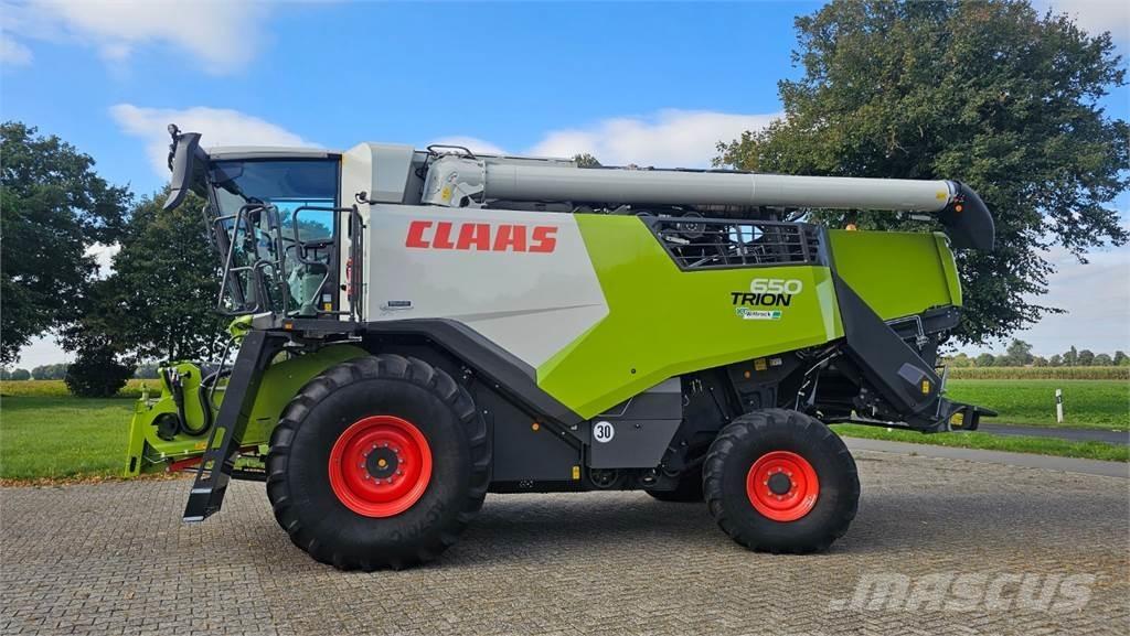 CLAAS Trion 650 Sklízecí mlátičky