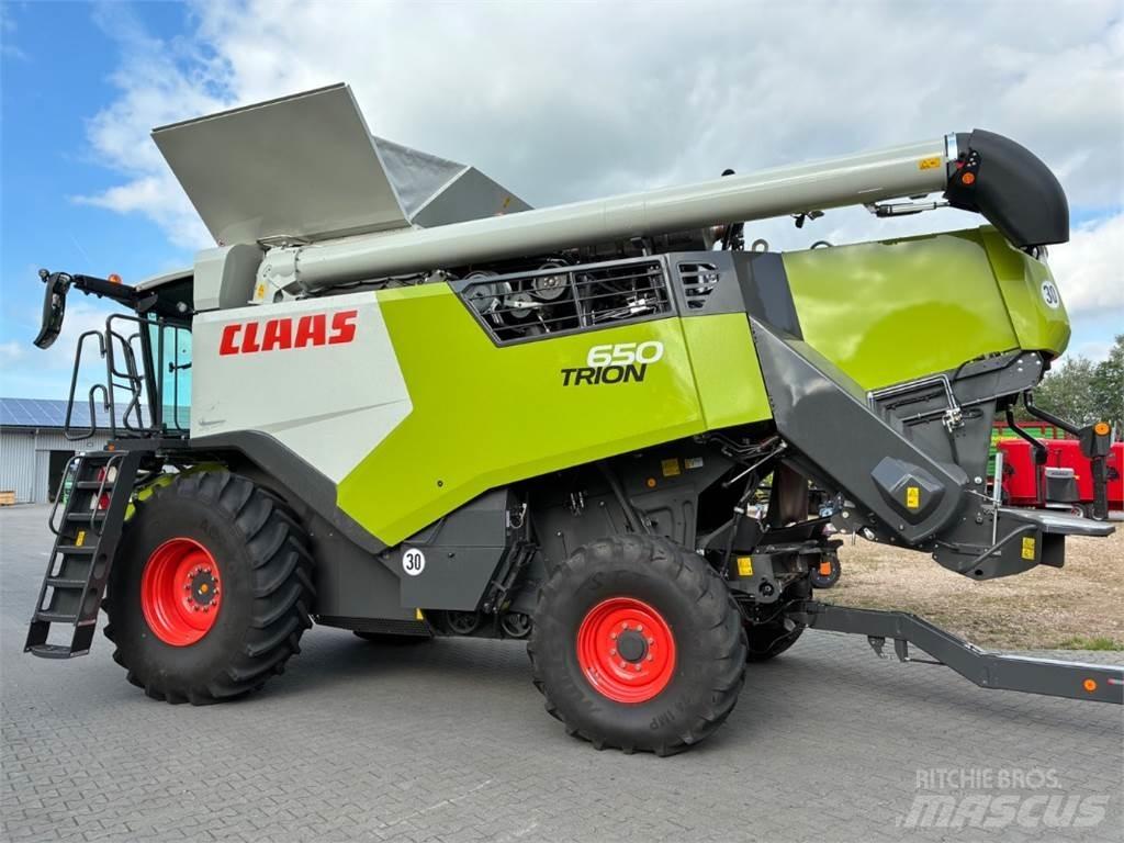CLAAS Trion 650 Sklízecí mlátičky
