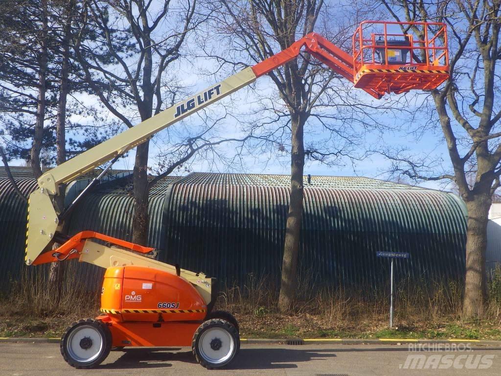 JLG 600AJ Kloubové plošiny