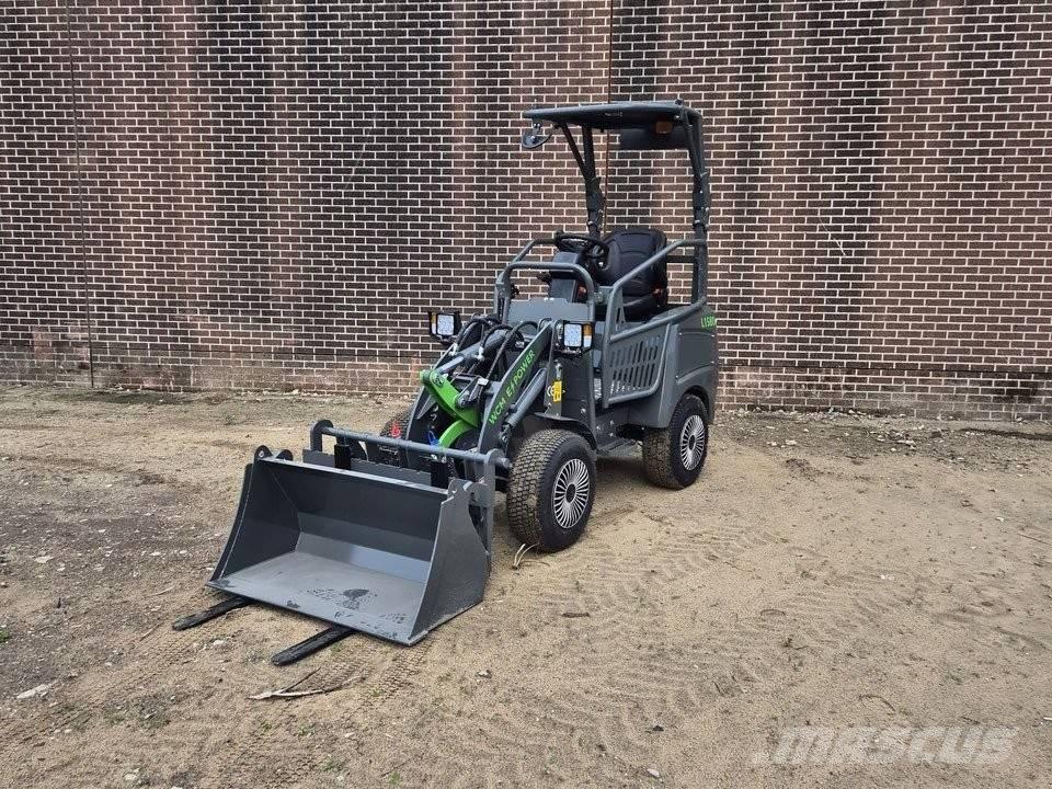 WCM L1580e Kolové nakladače