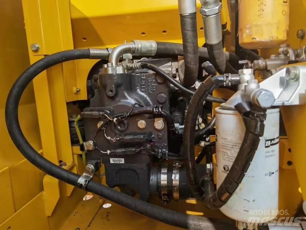 Komatsu PC 110 Pásová rýpadla