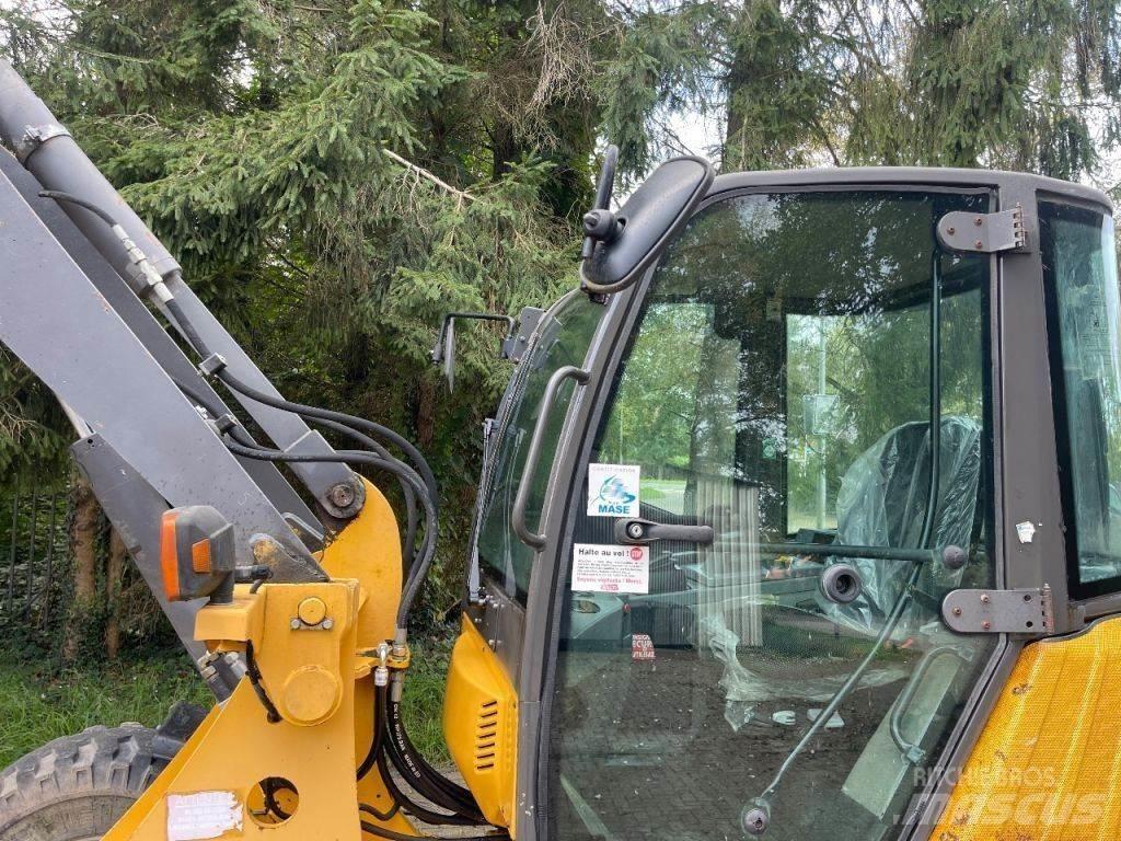 Volvo L25 Kolové nakladače