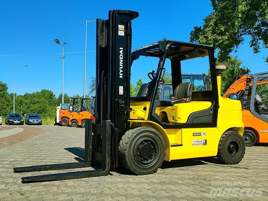 Hyundai 45DS-7E Dieselové vozíky