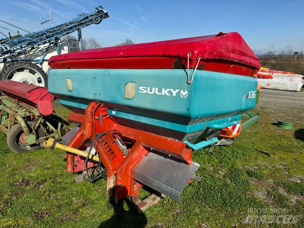 Sulky X36 Aplikátory tekutých hnojiv