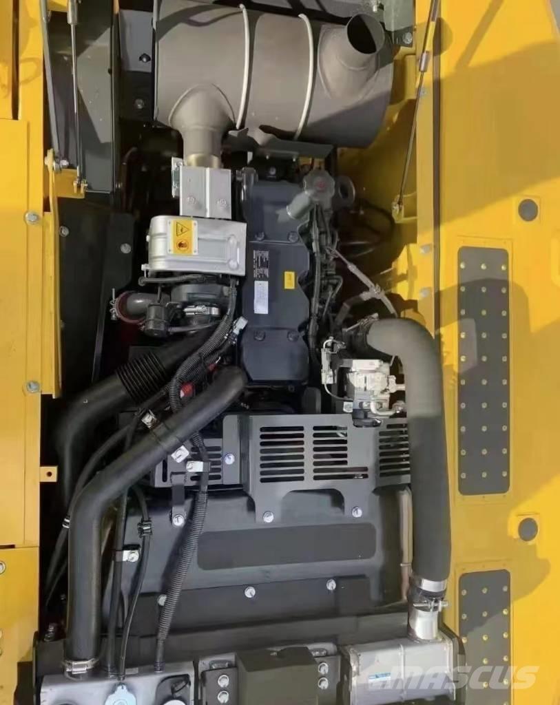 Komatsu PC 200-8 Pásová rýpadla