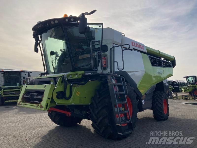 CLAAS LEXION 7500 Sklízecí mlátičky