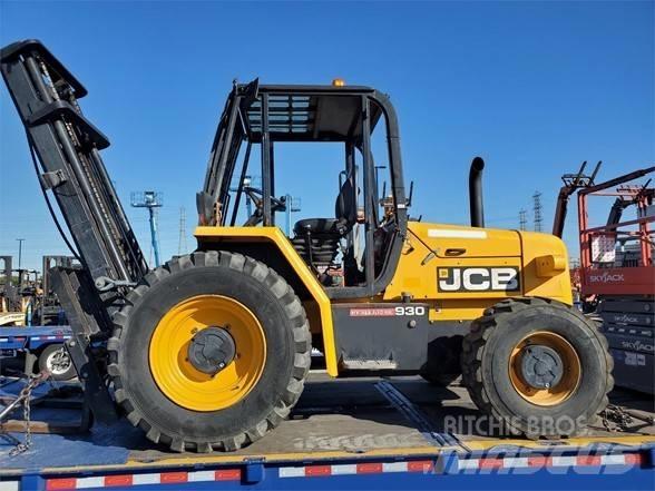 JCB 930 Terénní vysokozdvižné vozíky