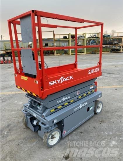 SkyJack SJ III 3219 Nůžková zvedací plošina