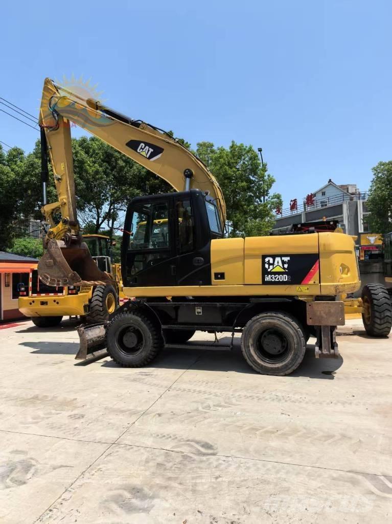 CAT M 320D2 Kolová rýpadla