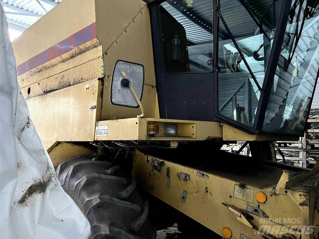 New Holland TX32 Sklízecí mlátičky