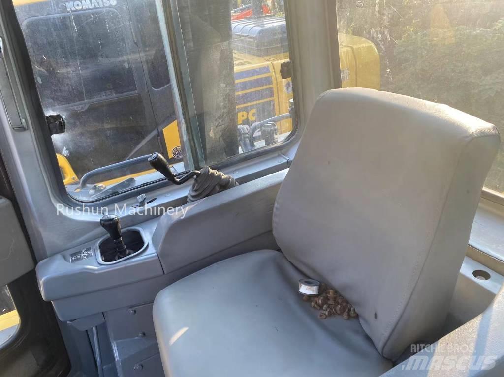 Komatsu D 155 Pásové dozery