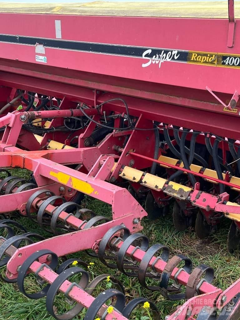 Väderstad Rapid400C Kombinované secí stroje