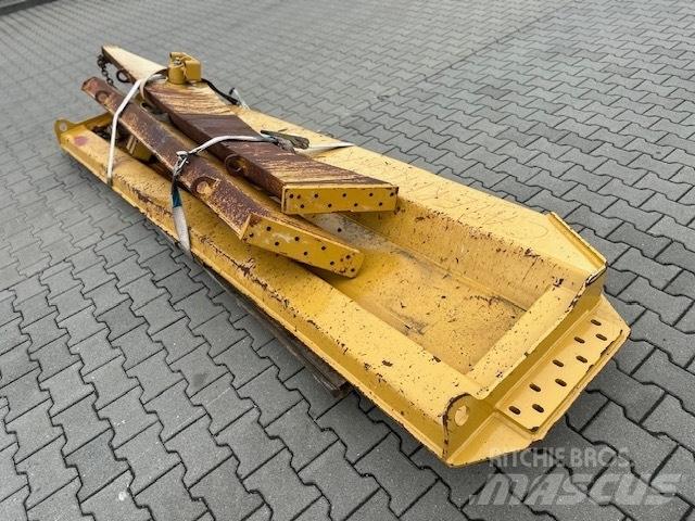 CAT 745 TAIL GATE Kloubové dempry