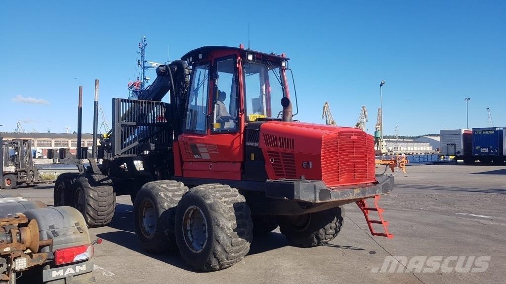 Komatsu 855 Vyvážecí traktory