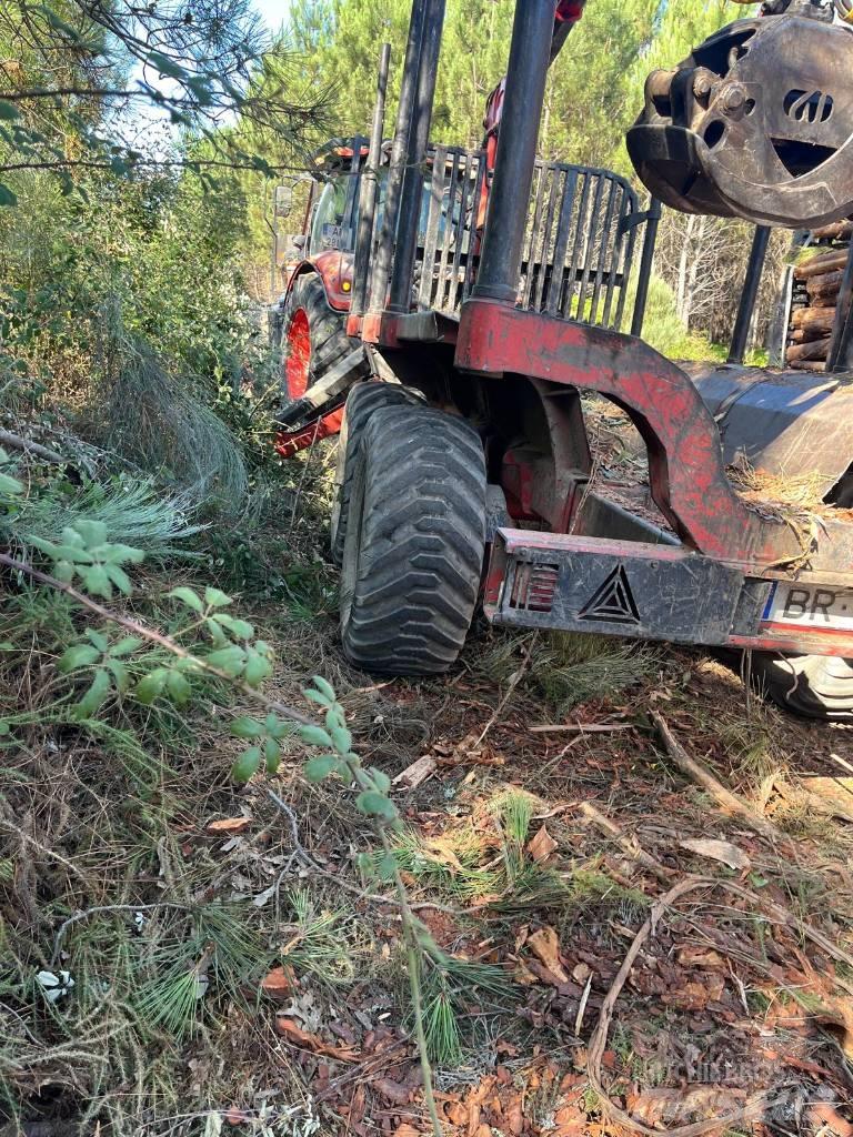 Kubota M 7153 Lesní traktory