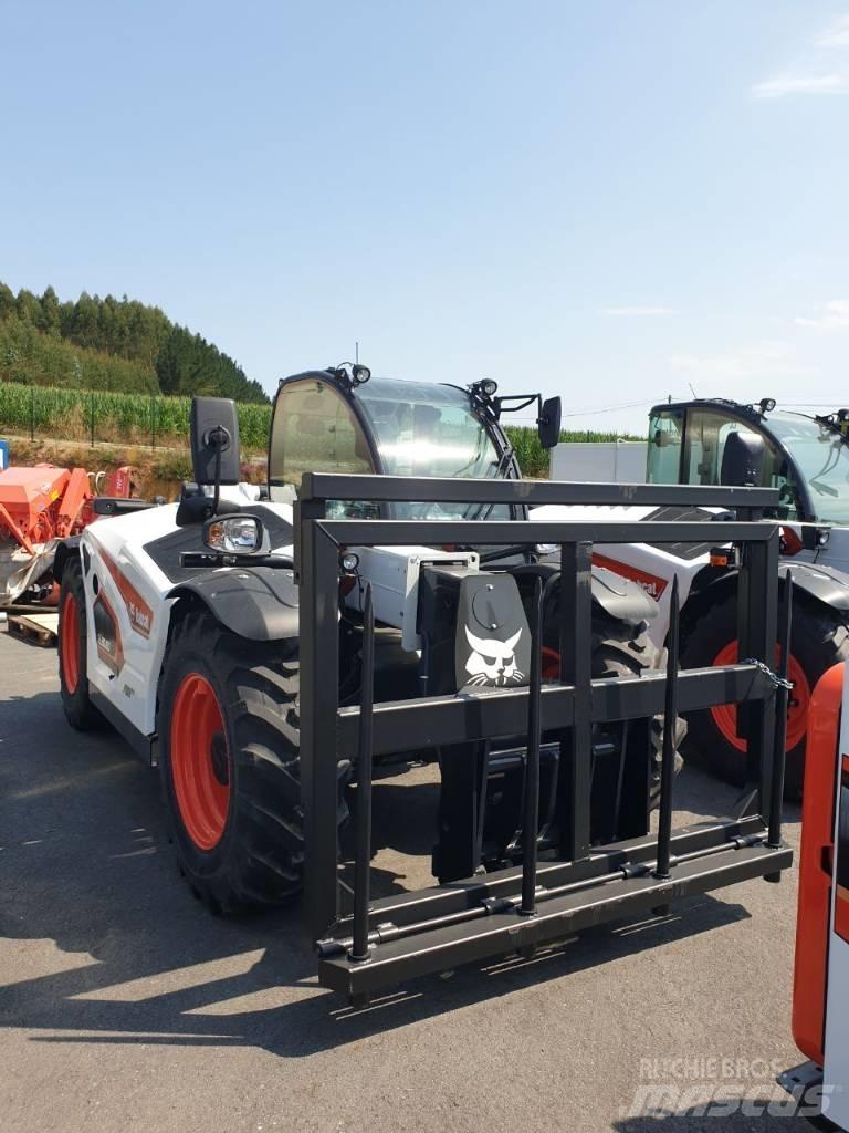 Bobcat TL30.60 Teleskopické nakladače pro zemědělství