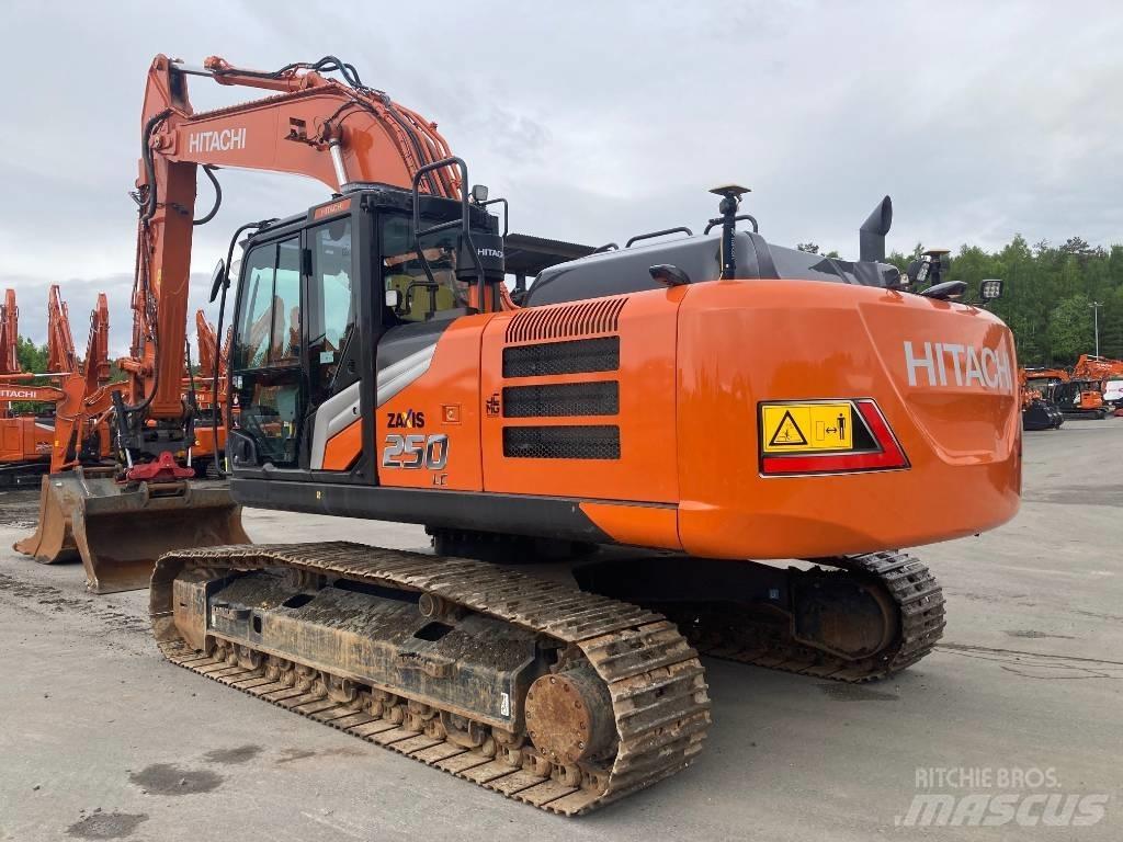 Hitachi ZX250LC-7 Pásová rýpadla