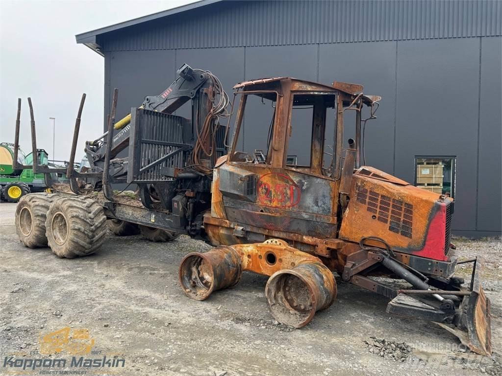 Komatsu 840TX Vyvážecí traktory