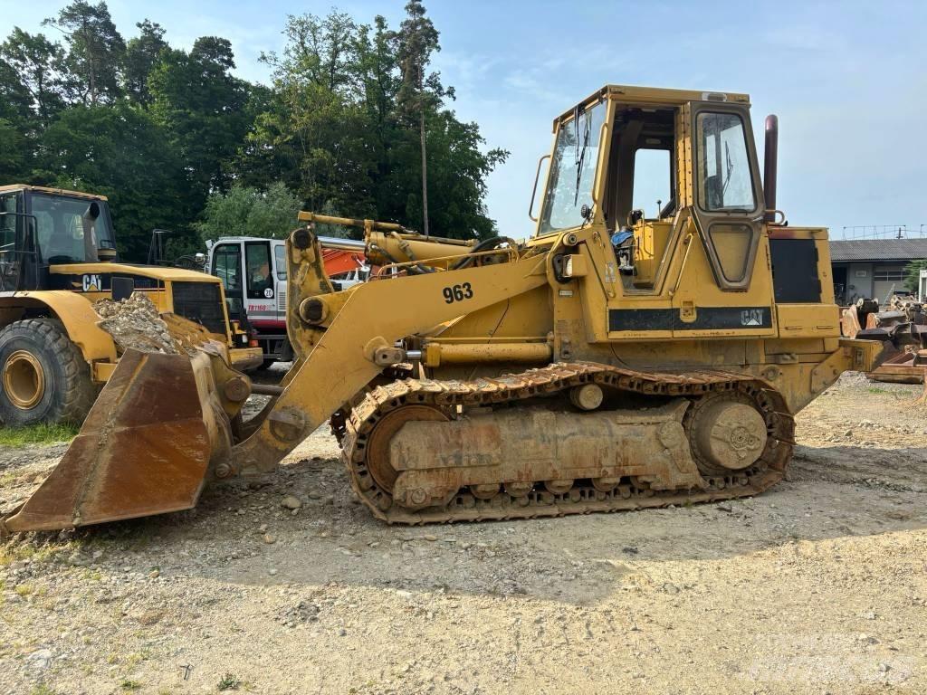 CAT 963 Pásové nakladače