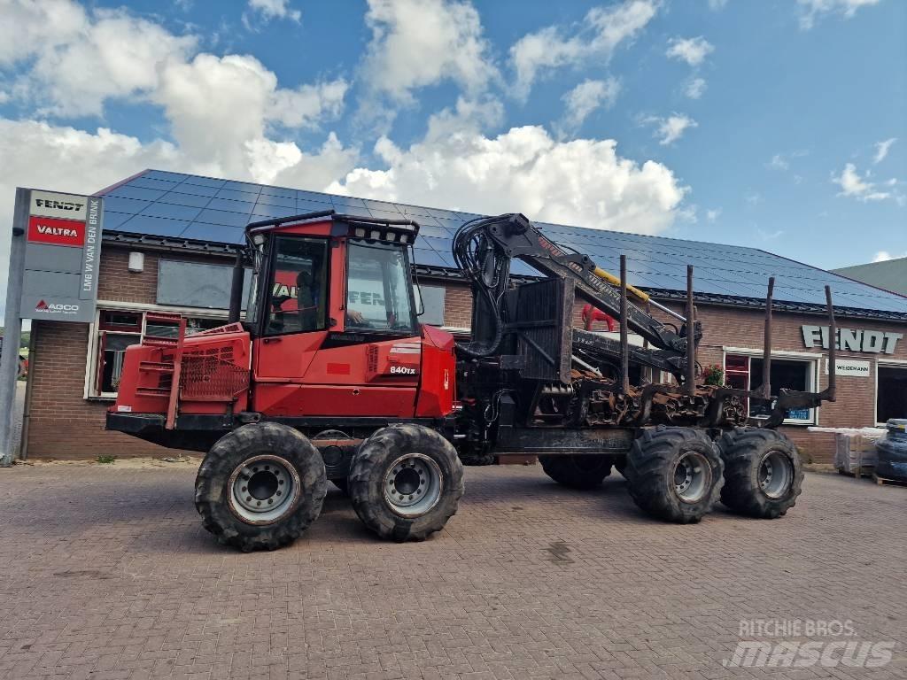 Komatsu 840 TX Vyvážecí traktory