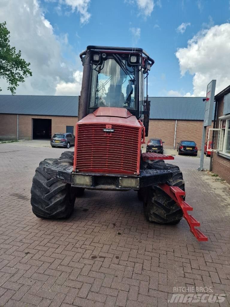 Komatsu 840 TX Vyvážecí traktory