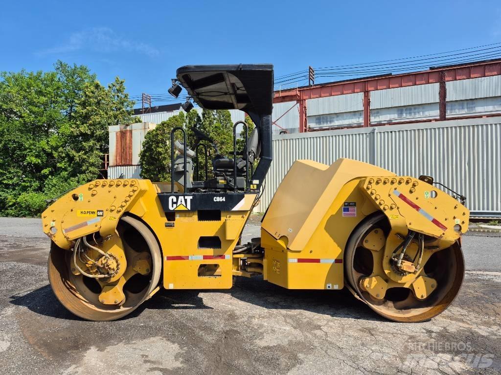 CAT CB 64 Tandemové válce
