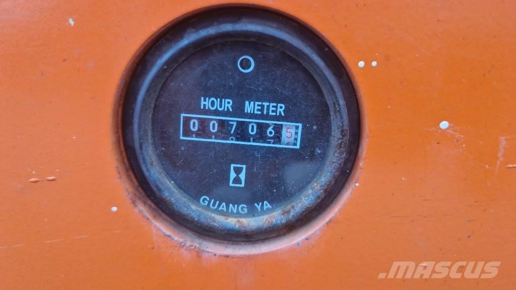 Dingli JCPT 1412 DC Nůžková zvedací plošina