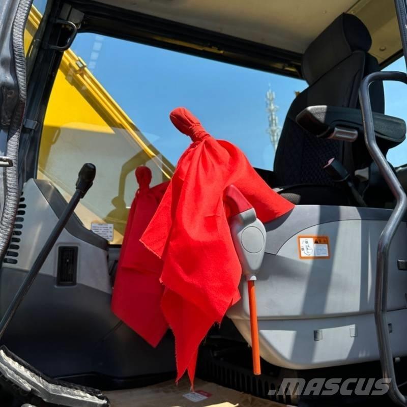 Komatsu PC 160 Midi rýpadla 7t - 12t