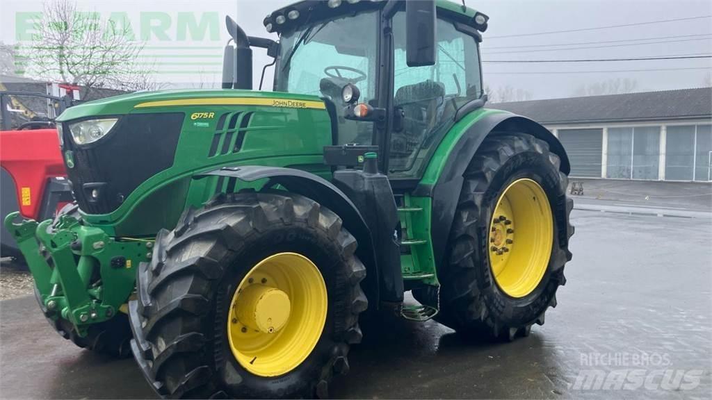 John Deere 6175R Traktory
