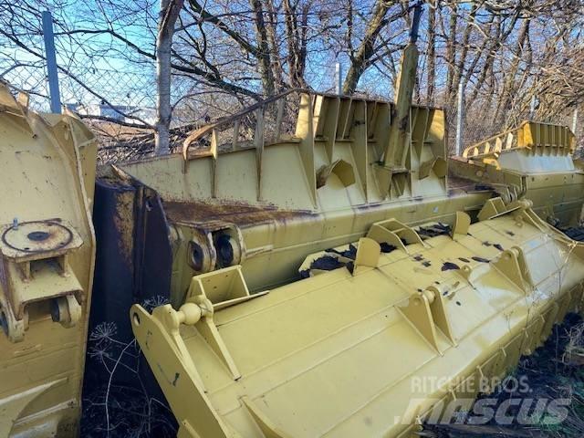 CAT D 8   U-blade Radlice