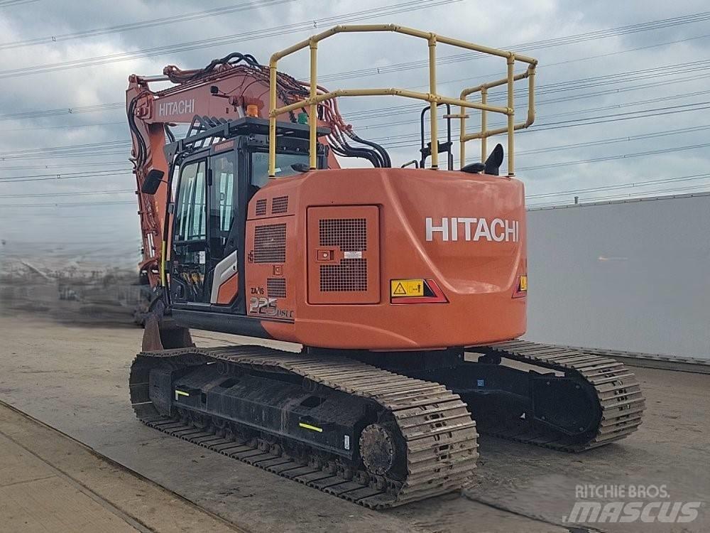 Hitachi ZX225USLC-7 Pásová rýpadla