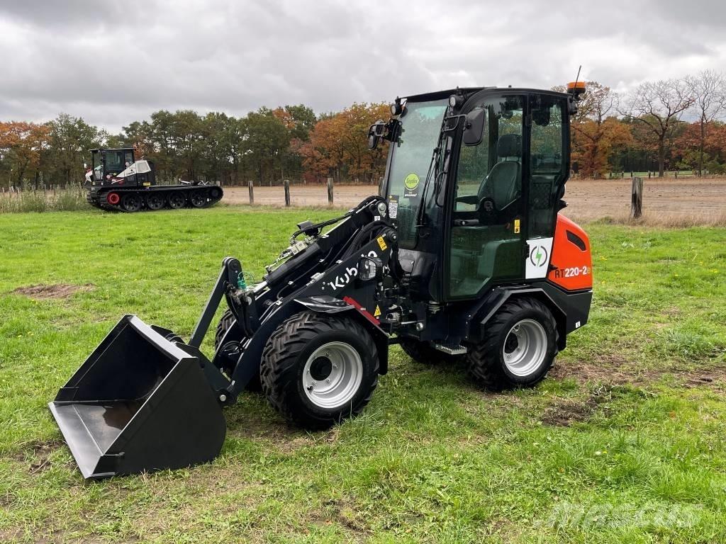 Kubota RT220-2e Kolové nakladače