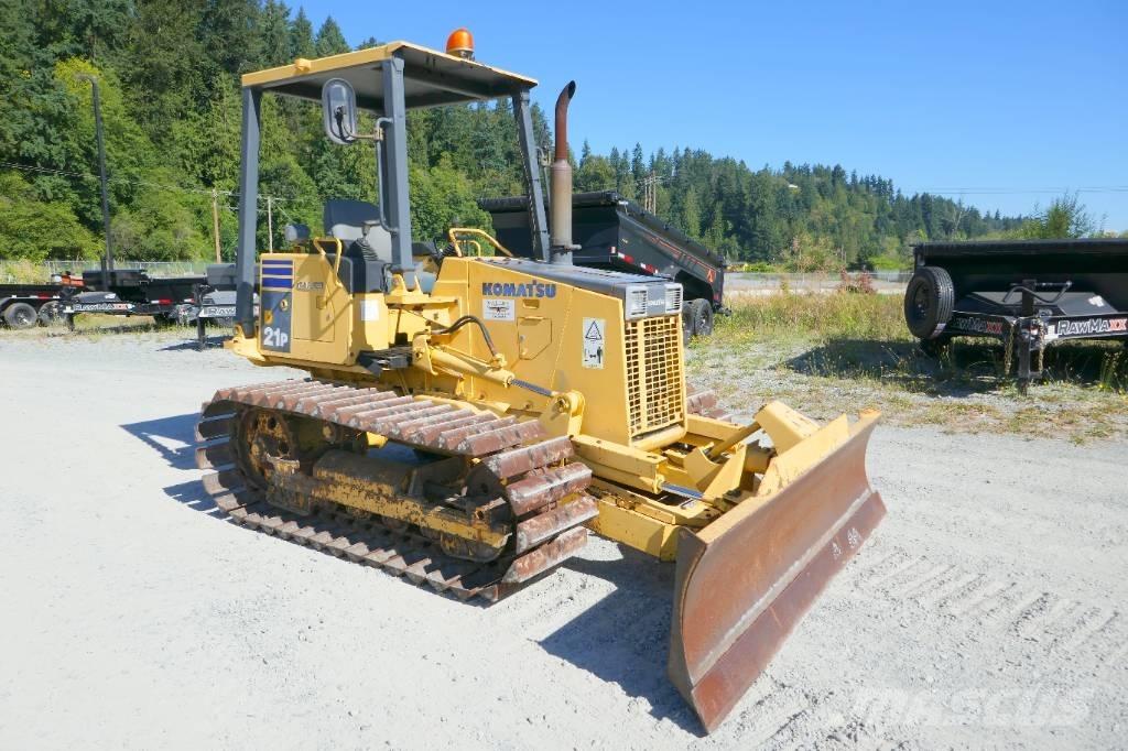 Komatsu D 21 P-8 Pásové dozery