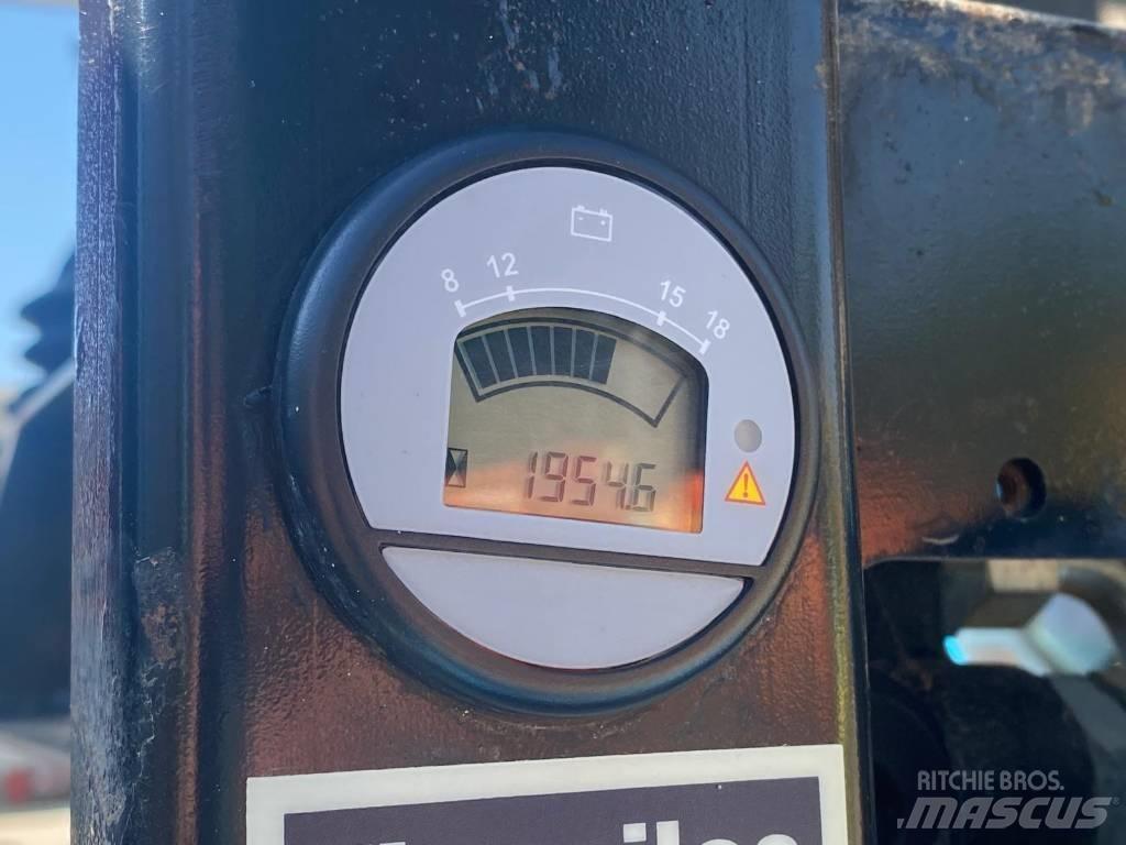 Thwaites mach 865 Vyklápěcí dempry