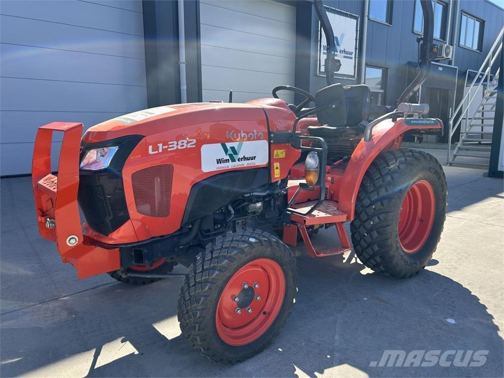 Kubota L1-382 (5283) Kompaktní traktory