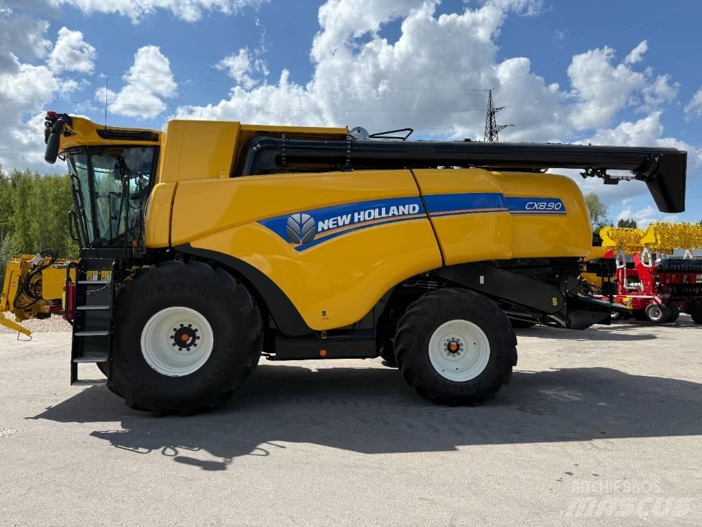 New Holland CX 8.90 Sklízecí mlátičky