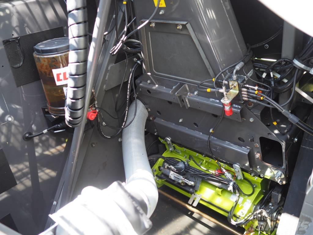 CLAAS Jaguar 870 4WD Samojízdné sekačky
