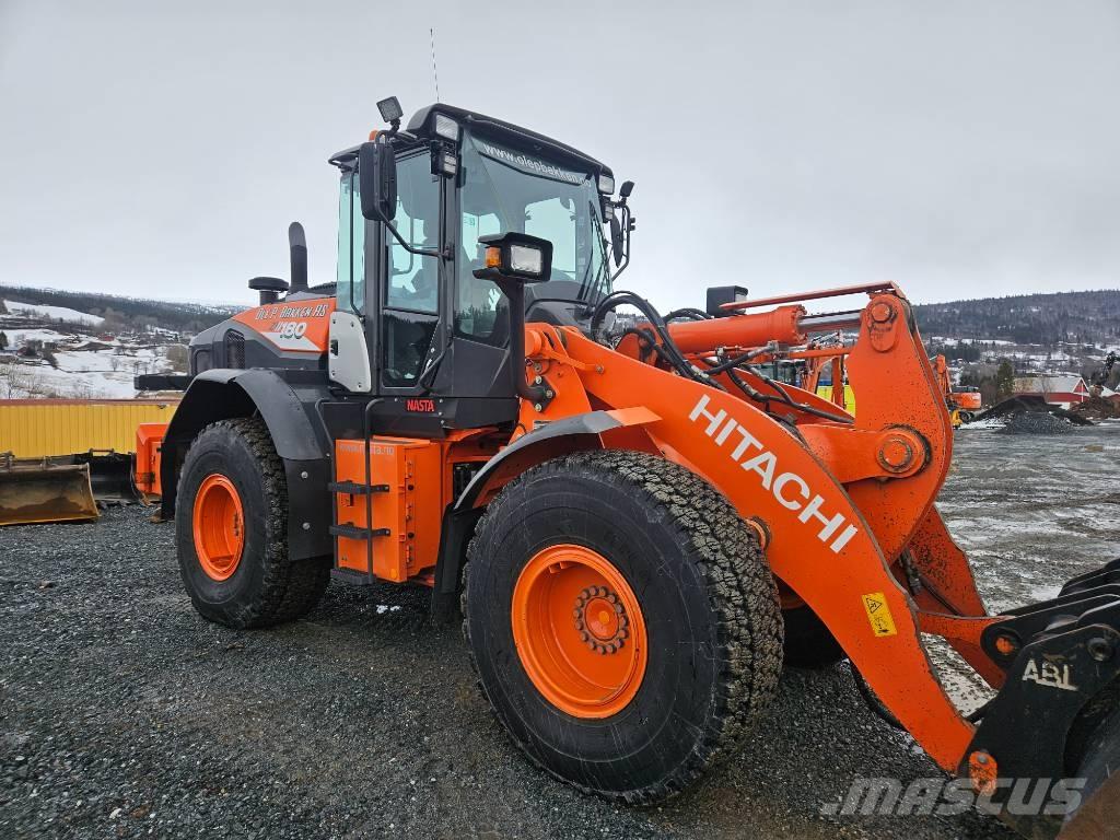 Hitachi ZW 180-6 Kolové nakladače