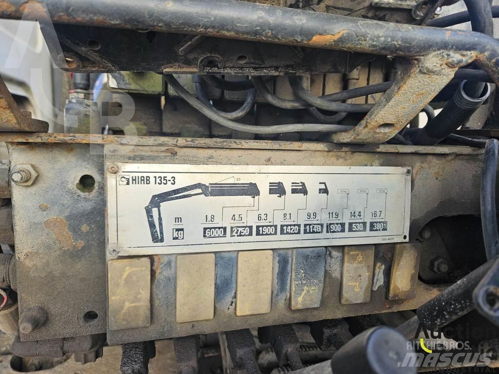 Volvo FE320 Hákový nosič kontejnerů