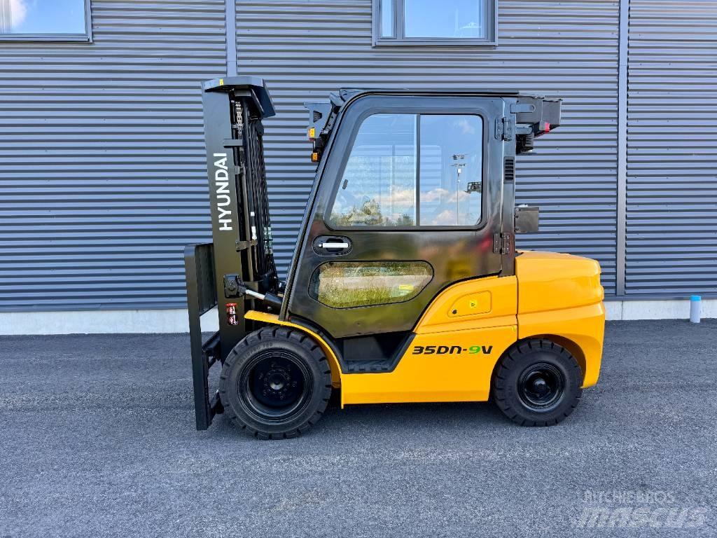 Hyundai 35DN-9V Dieselové vozíky