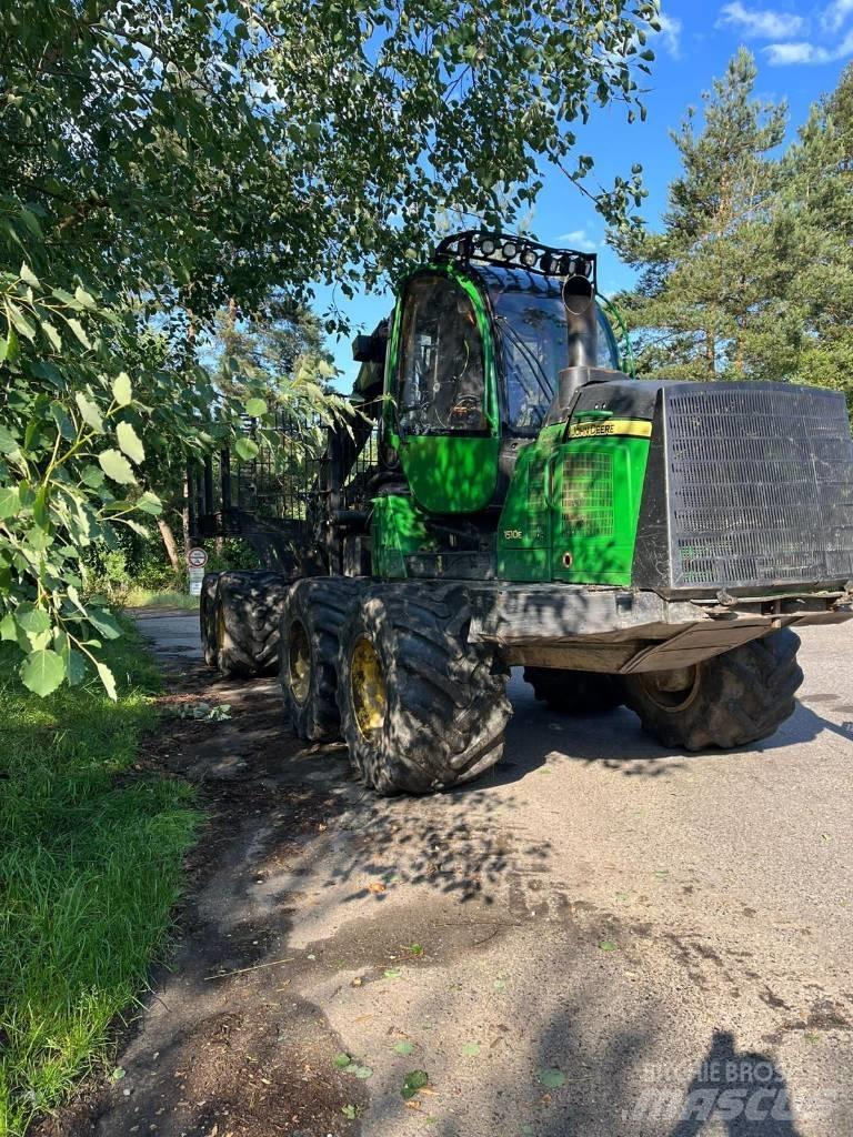 John Deere 1510 E Vyvážecí traktory